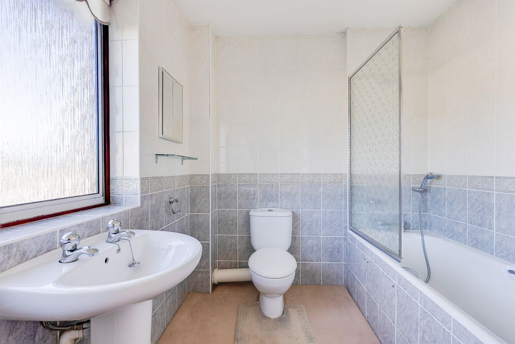 房产图片 18 - 出售独立别墅，四卧室，Holly Grove，Lisvane，卡迪夫 CF14