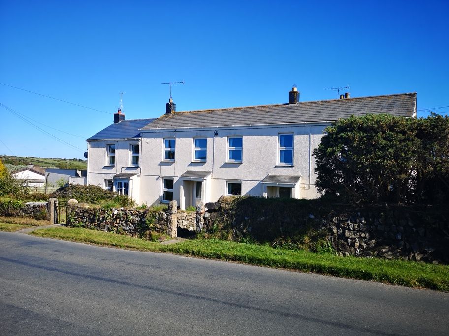 Property photo 1 of 9