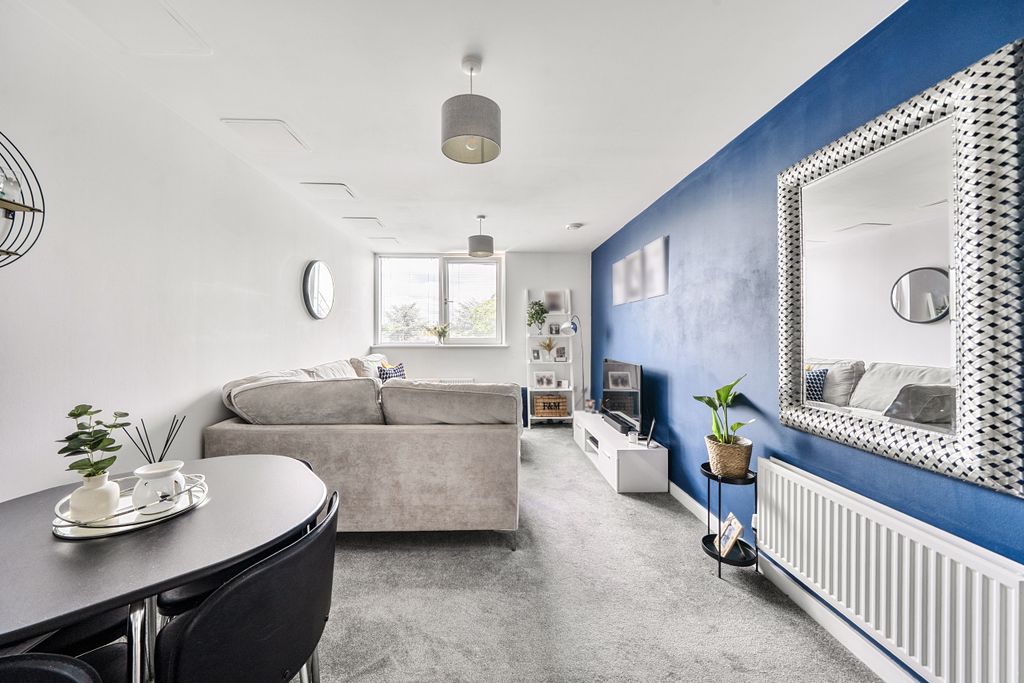 Property photo 3 of 12 1499193 (17)