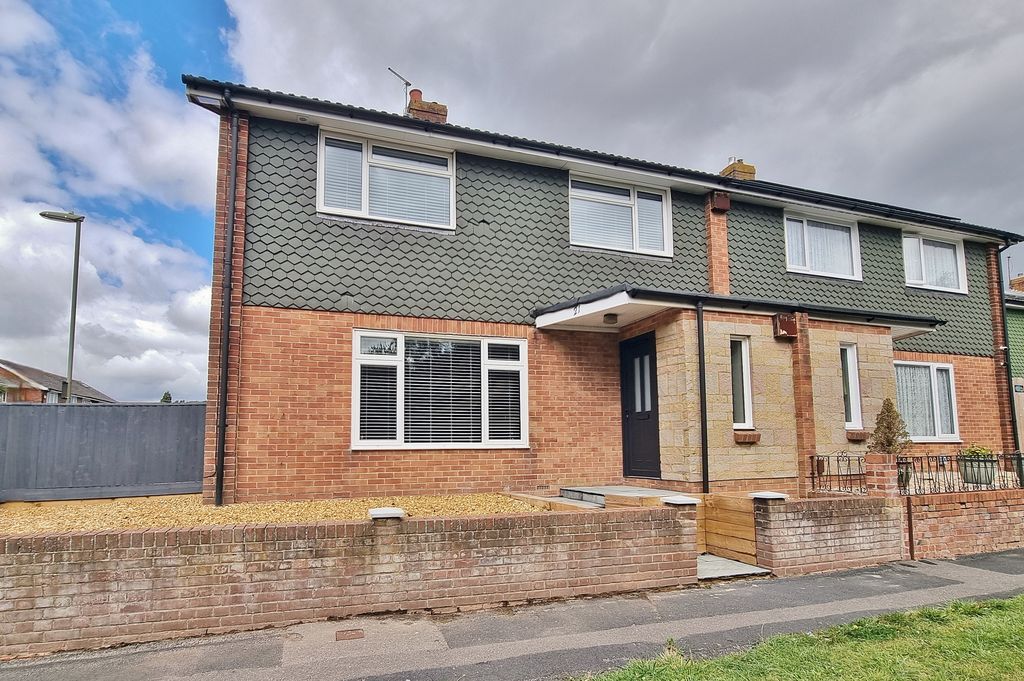 Property photo 1 of 19