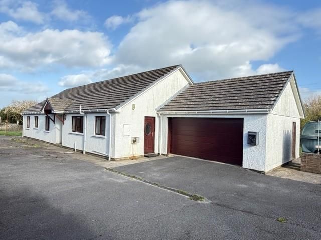 Property photo 1 of 24 Brombil1.Jpg