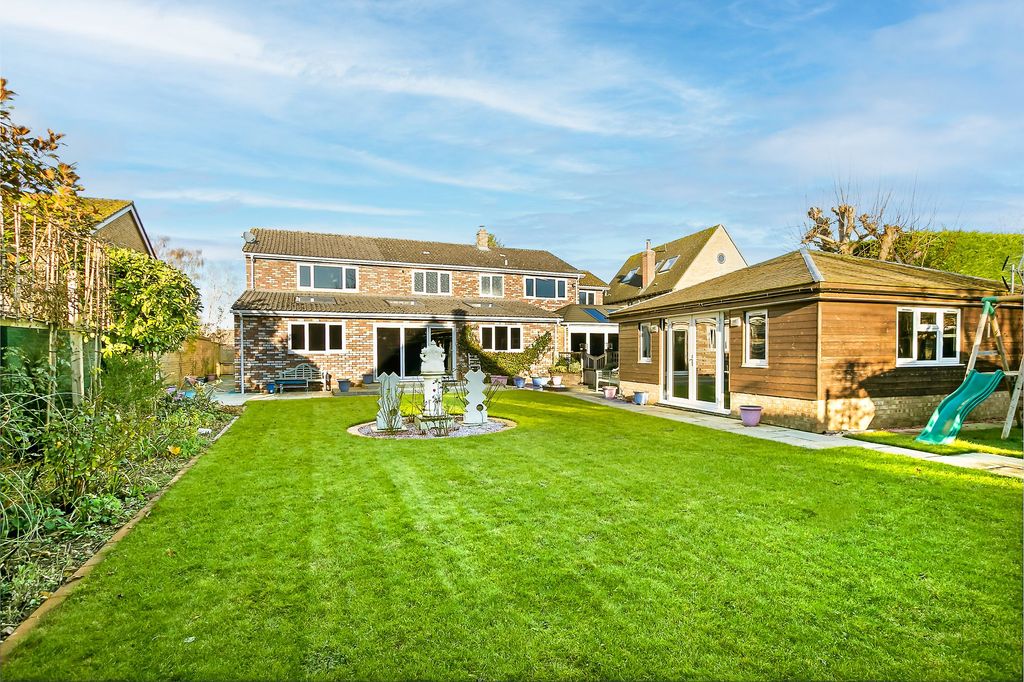 Property photo 1 of 13