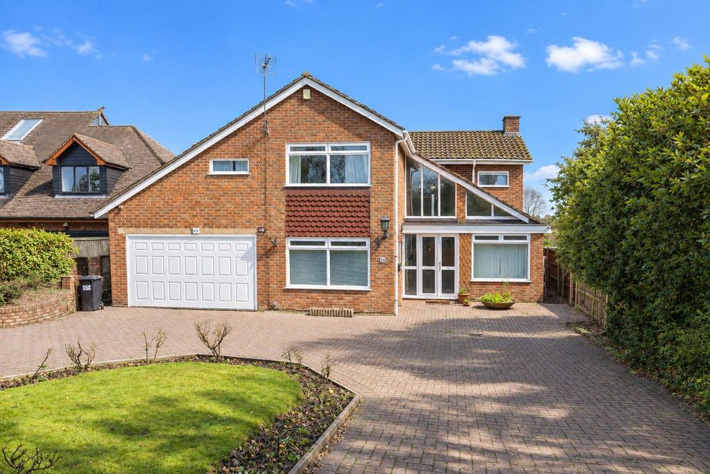 Property photo 1 of 27 Front 2.Jpg