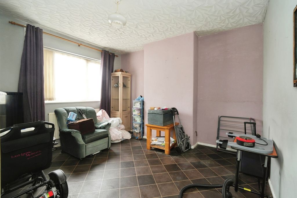 Property photo 2 of 18 Pbox-Img.Jpg