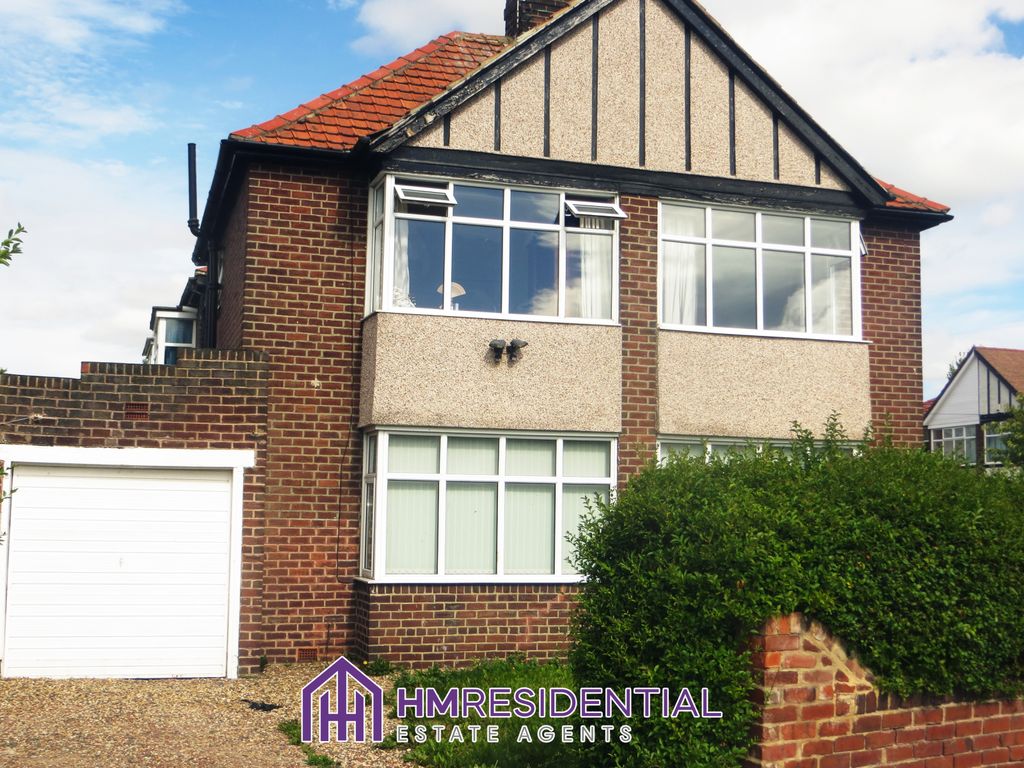 Property photo 1 of 9 4 Bedroom Semi Detached For Rent On Brand Avenue, Fenham, Newcastle Upon Tyne, Ne4 9Nx