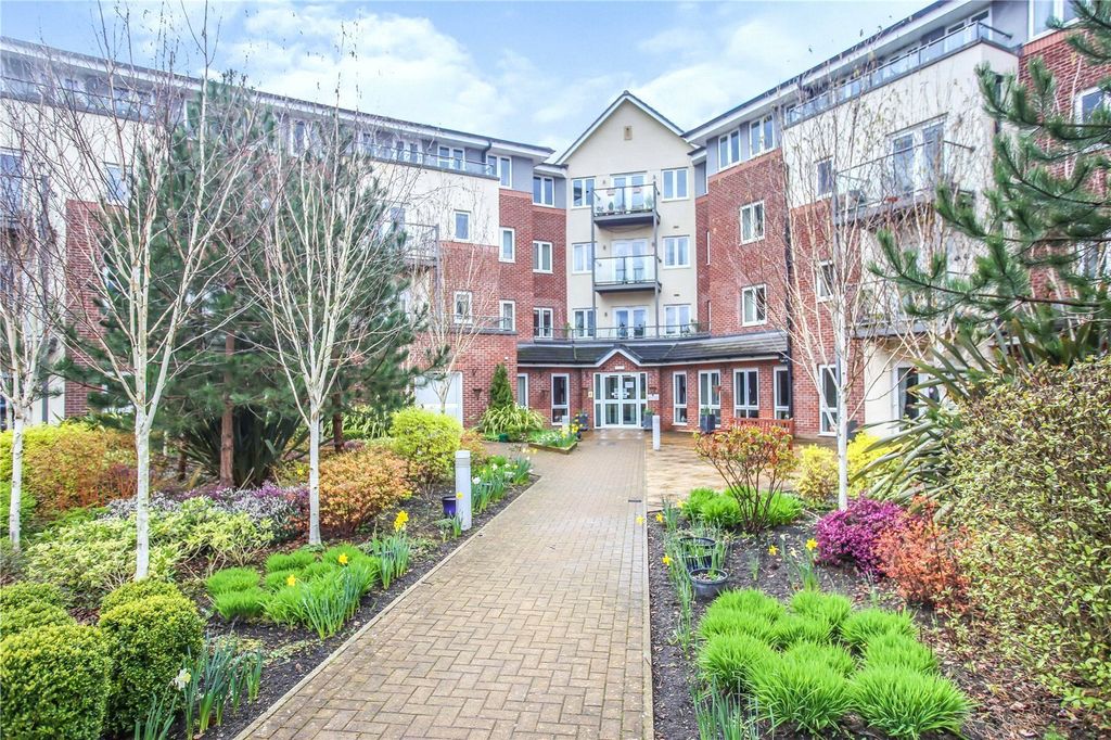 Property photo 1 of 14 Picture No. 15