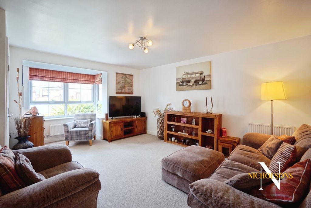 Property photo 3 of 24 4248654
