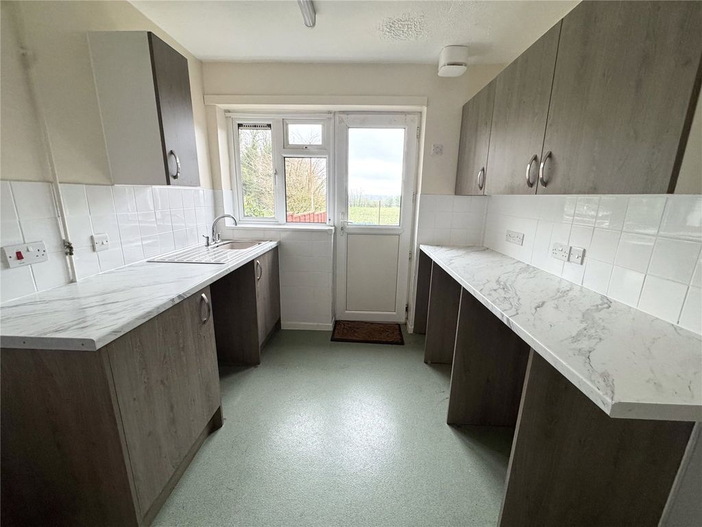 Property photo 2 of 9 Picture No. 06