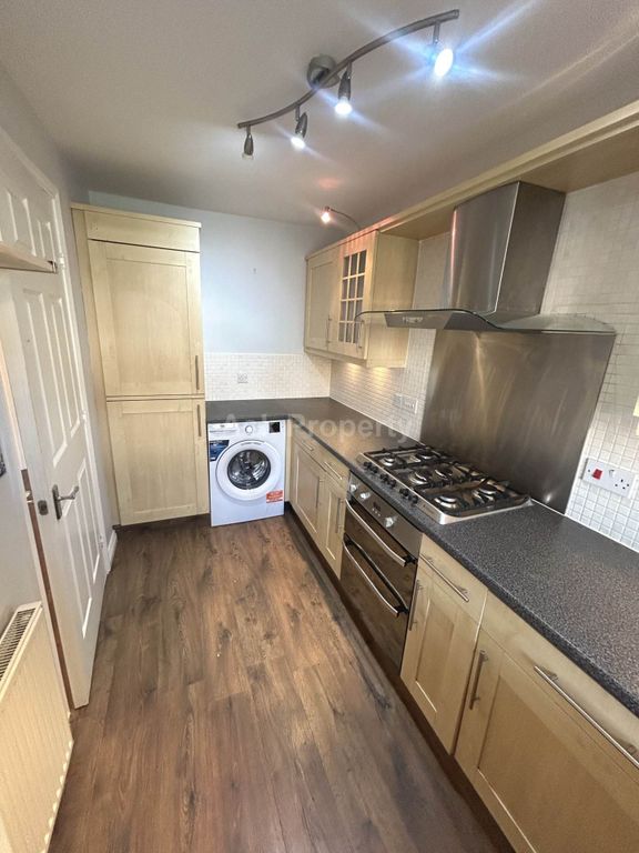 Property photo 3 of 26