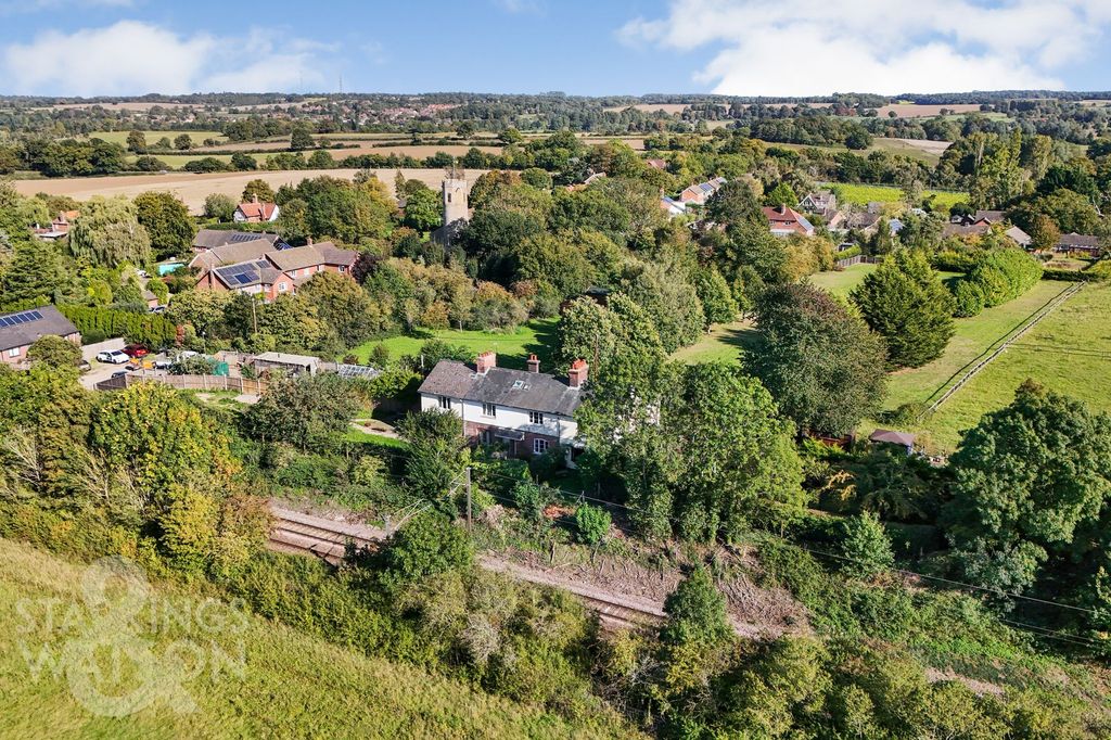 Property photo 1 of 26