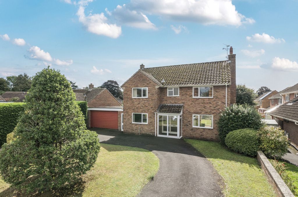 Property photo 1 of 21 1347488-2-68Bec56...