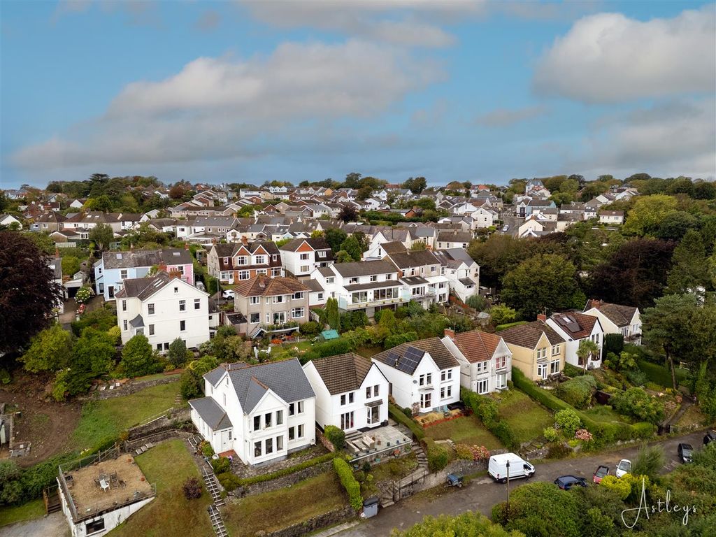 Property photo 3 of 32 Aerial Aspect