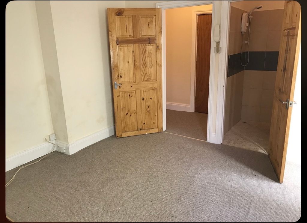 Property photo 3 of 7 Property