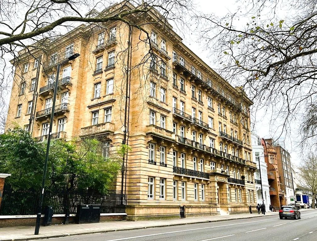 Property photo 1 of 1