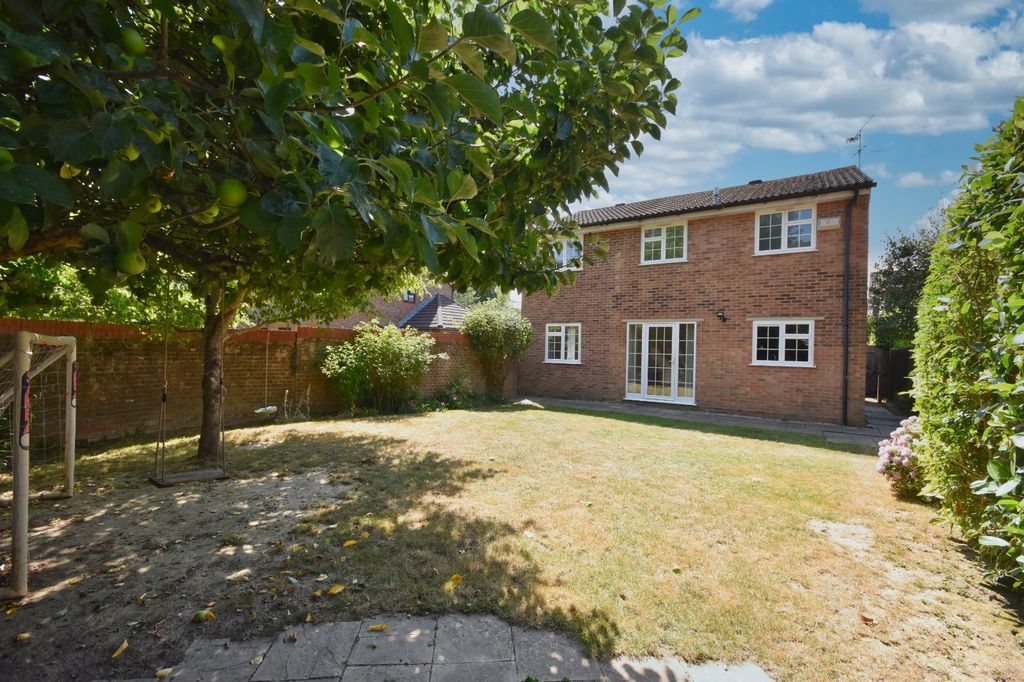 Property photo 1 of 23 Picture No. 15