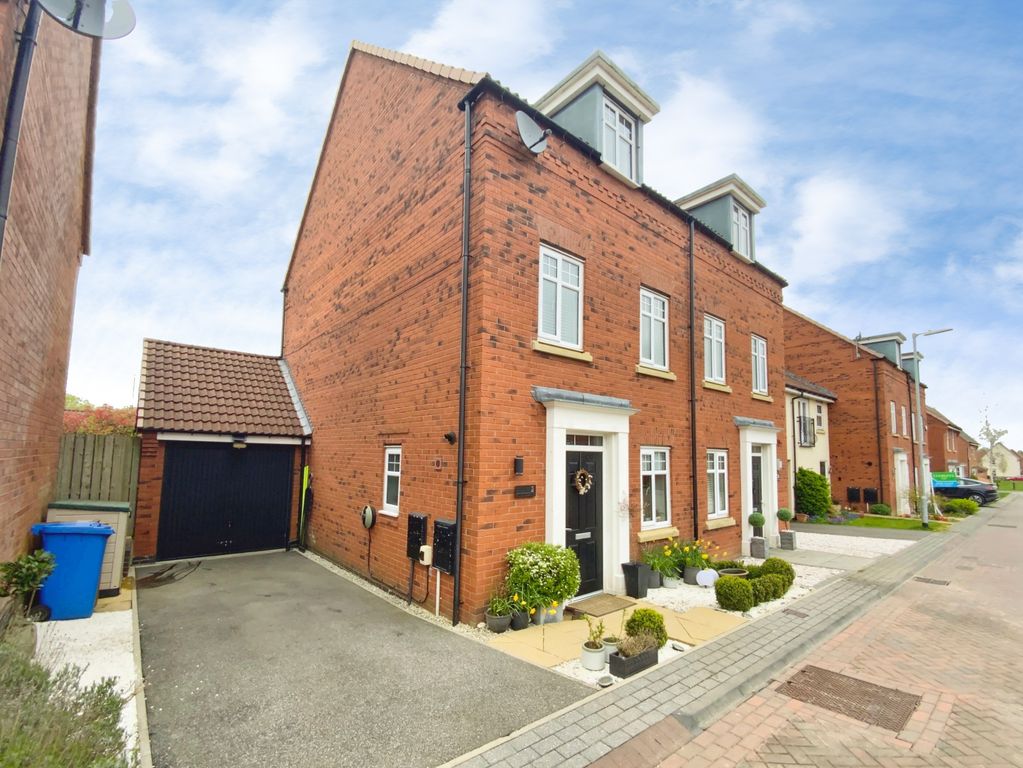 Property photo 1 of 15 Photo #1