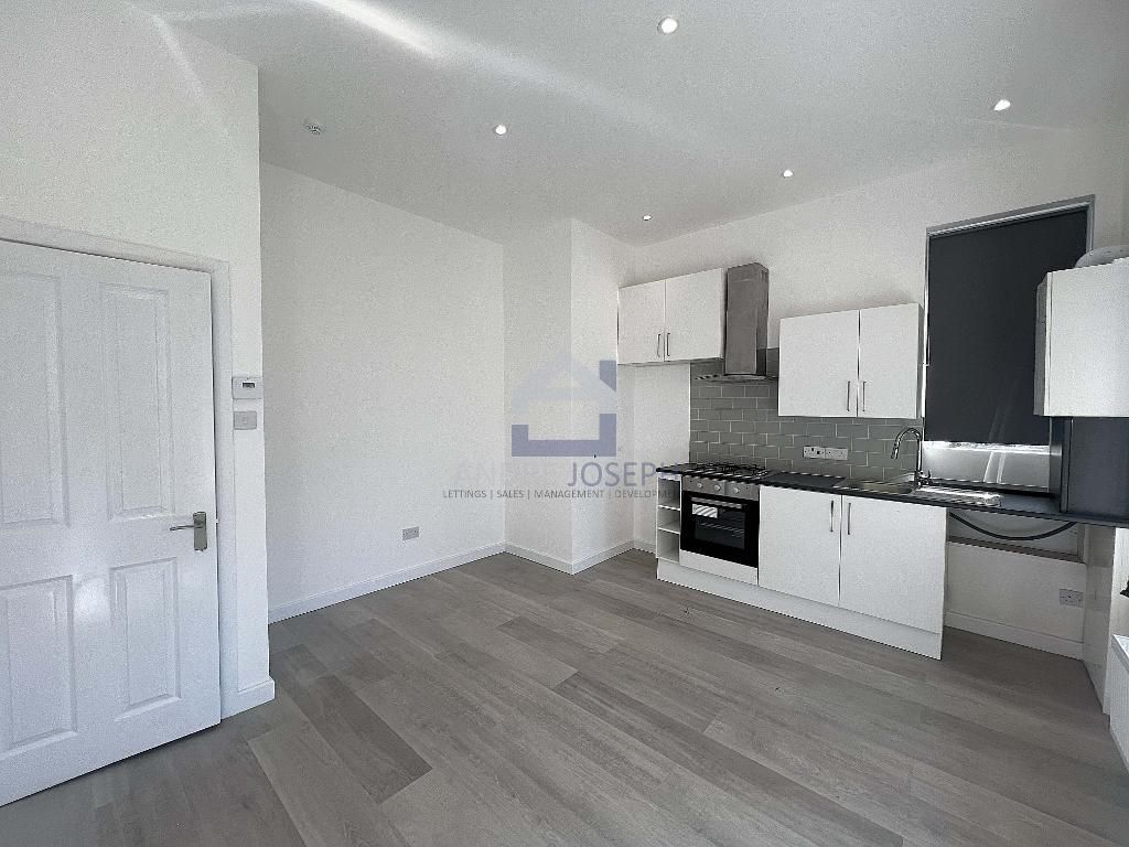 Property photo 3 of 6 Photo 3