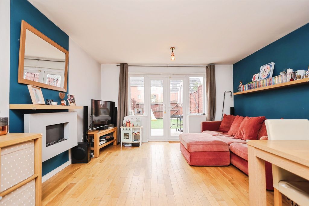 Property photo 2 of 17
