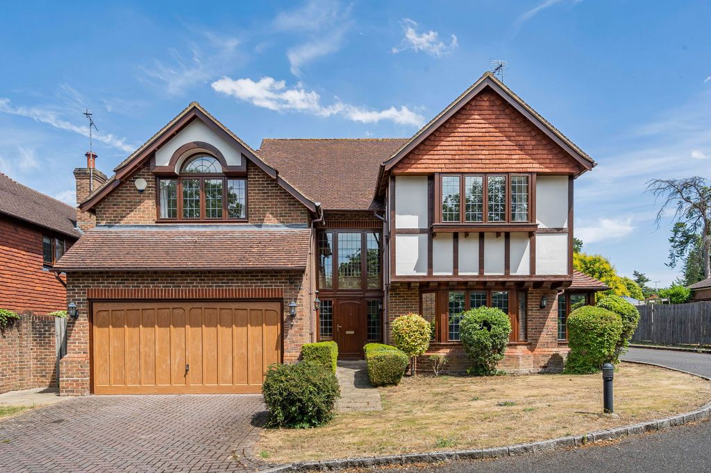 Property photo 1 of 19