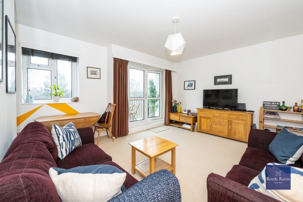 Property photo 1 of 14 Picture No. 05