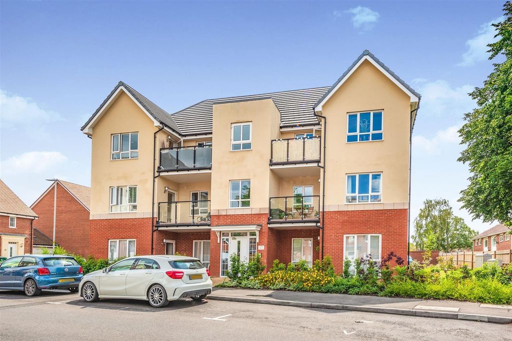 Property photo 1 of 9 Bedivere.Jpg