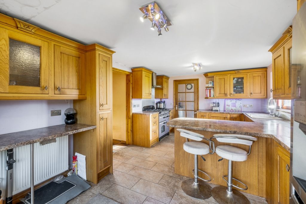 Property photo 3 of 33 Black Jack Barn (Swineshead)-17