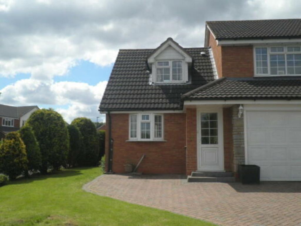 Property photo 1 of 9