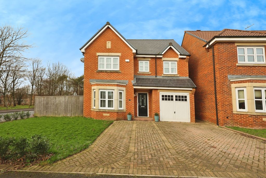 Property photo 1 of 16 Pbox-Img.Jpg