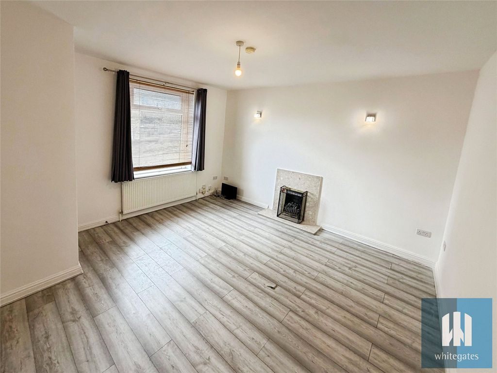 Property photo 3 of 12 Picture No. 23