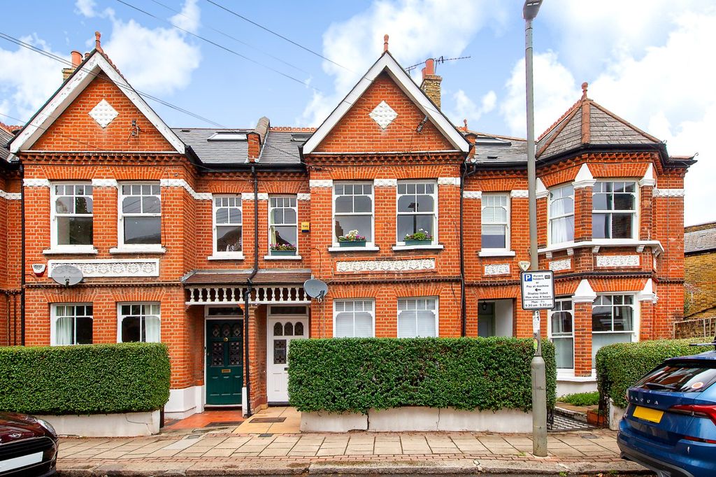 Property photo 2 of 13