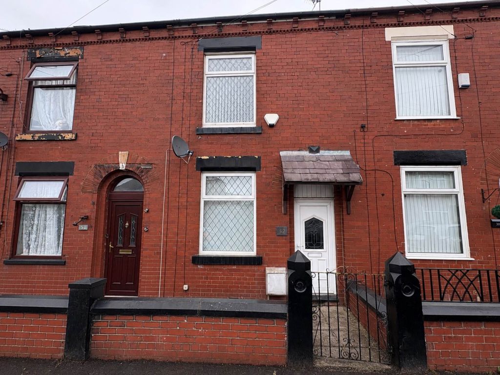Property photo 1 of 16