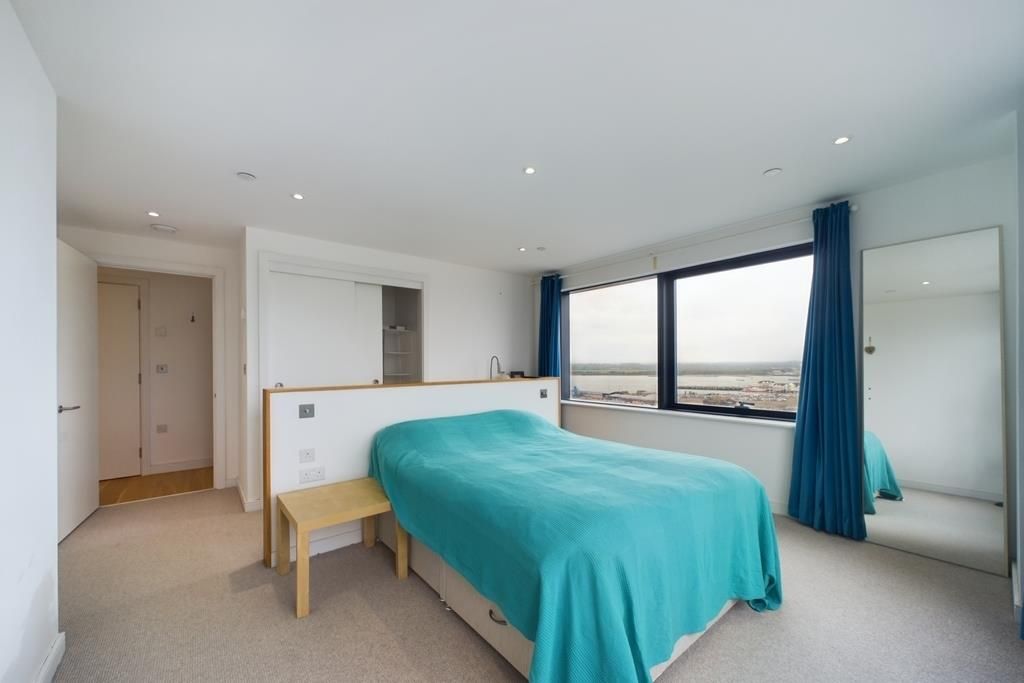 Property photo 3 of 14 Cam01645G0-Pr0102-Still007.Jpg