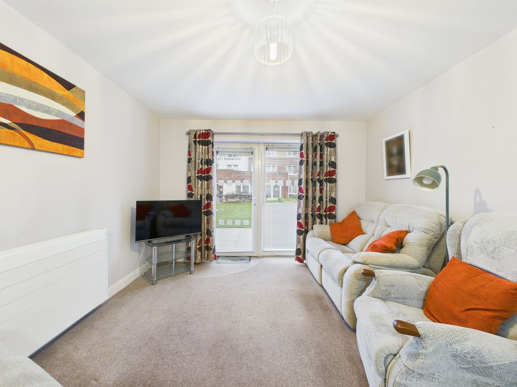 Property photo 2 of 20