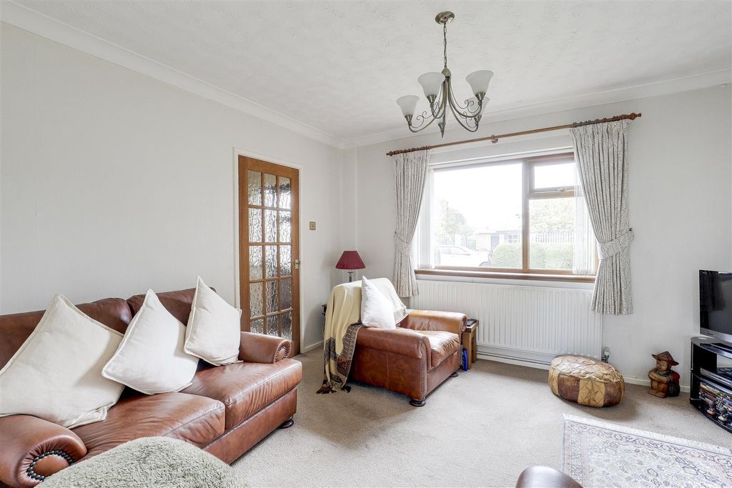 Property photo 3 of 19 3723.Jpg
