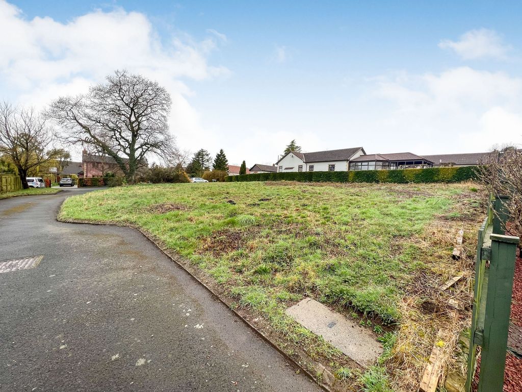 Property photo 1 of 6