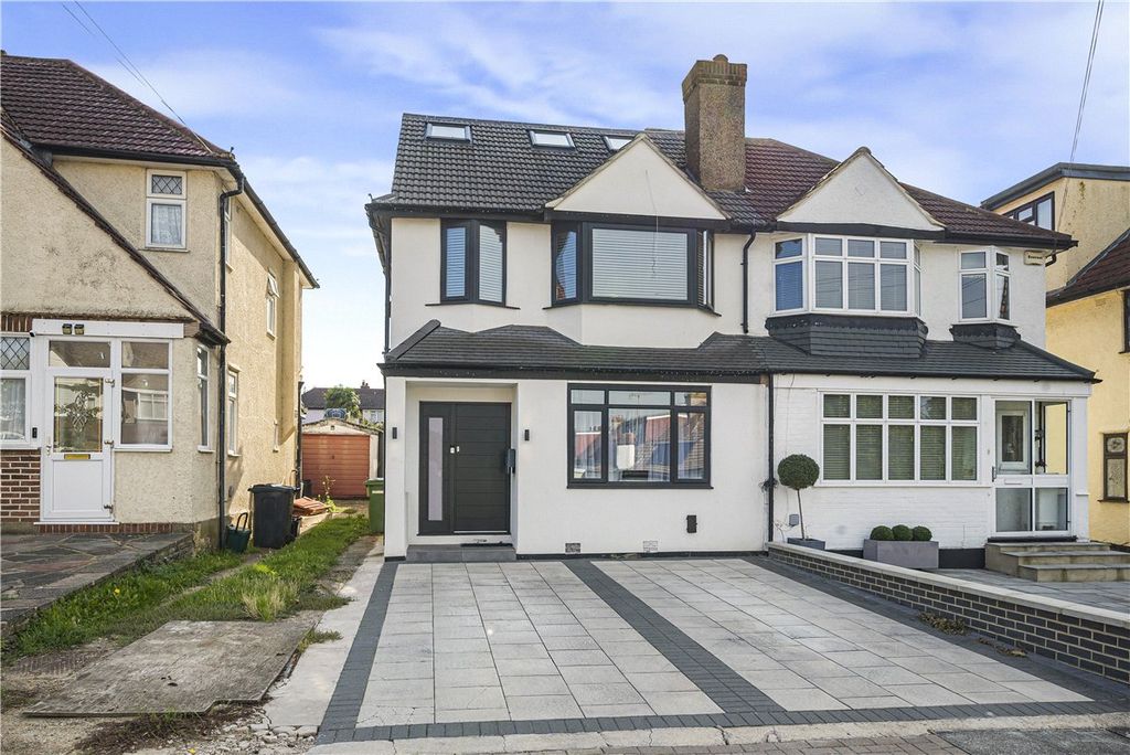 Property photo 1 of 33 Picture No. 31