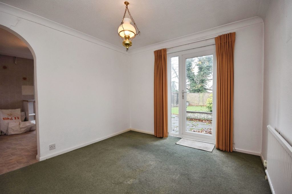 Property photo 3 of 18