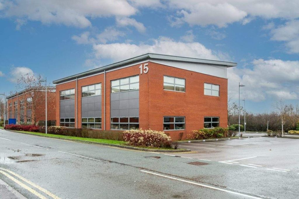 Property photo 3 of 16