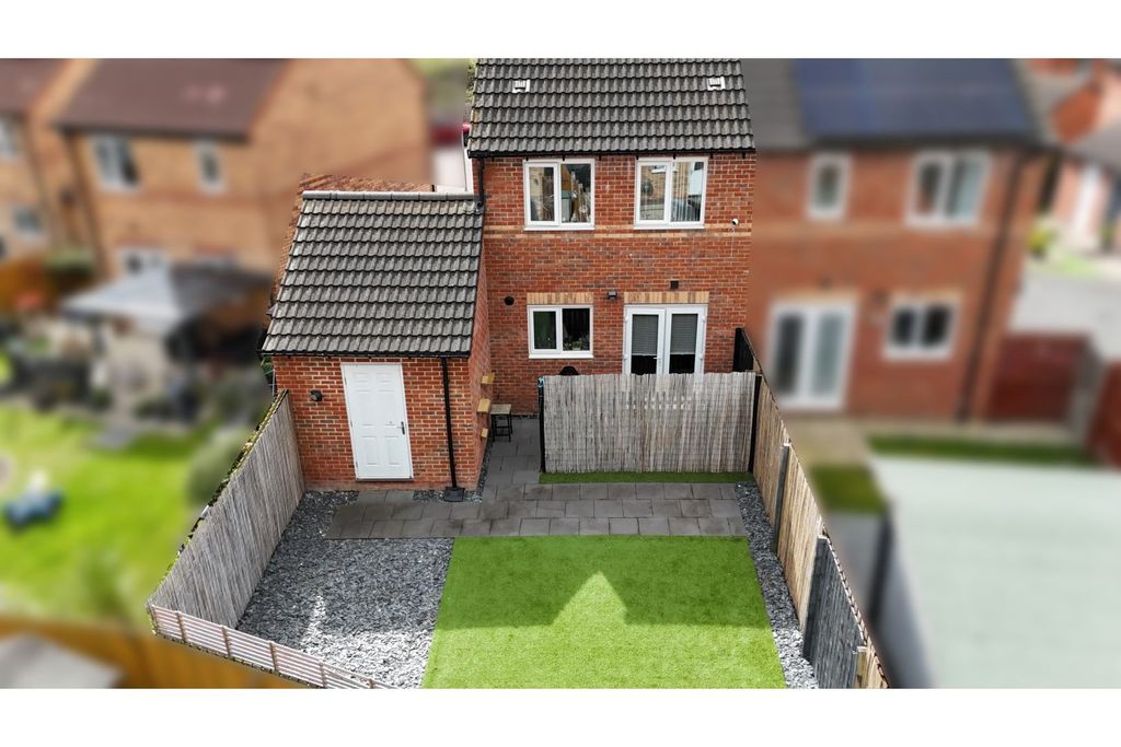 Property photo 2 of 15