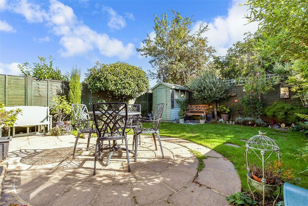 Property photo 2 of 9 Patio / Decking