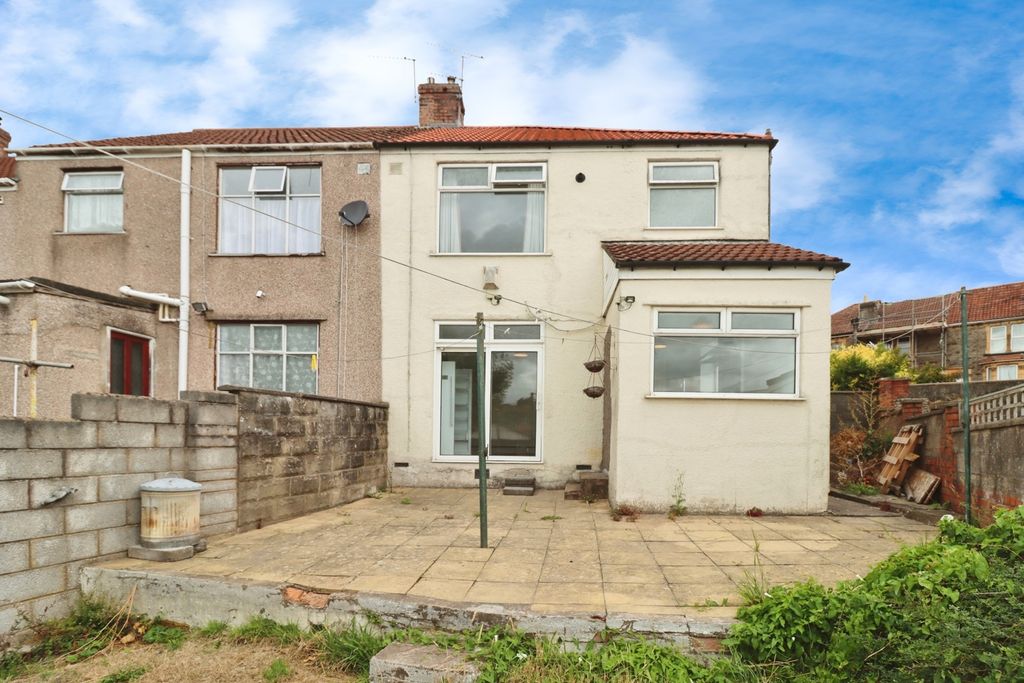 Property photo 2 of 17 Photo