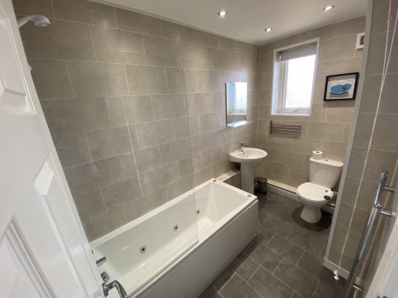 Property photo 2 of 3 8461320
