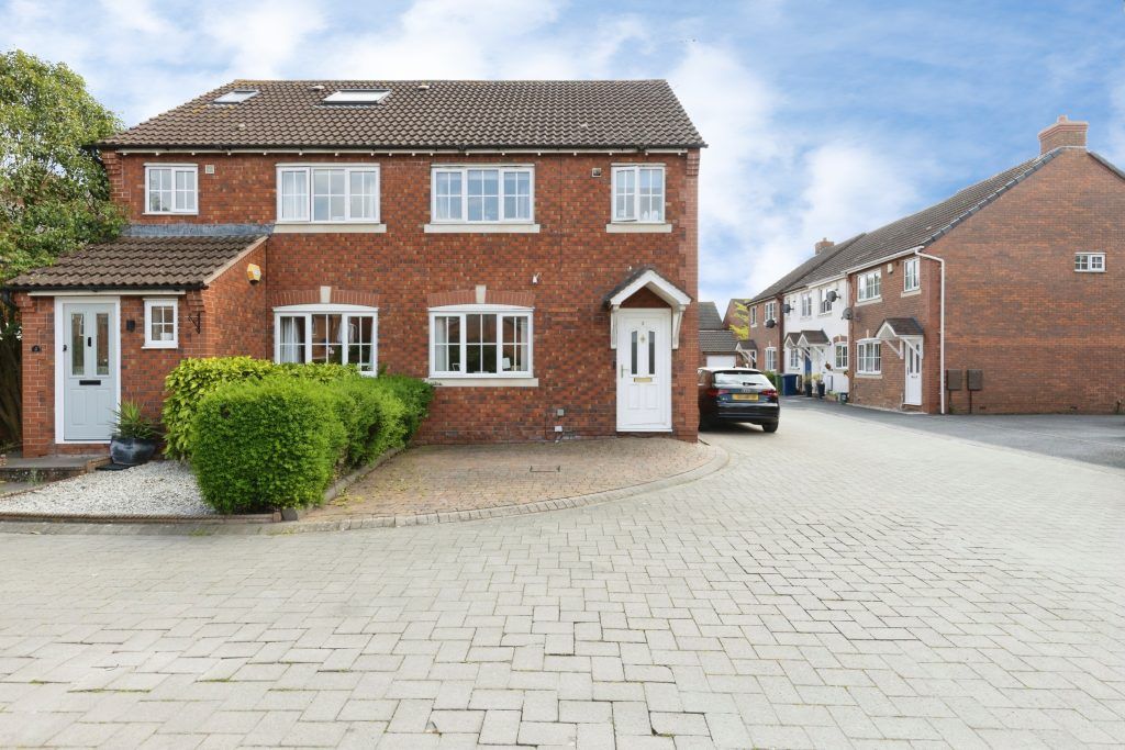 Property photo 1 of 14