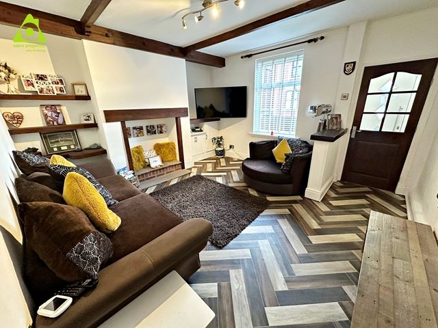 Property photo 2 of 18