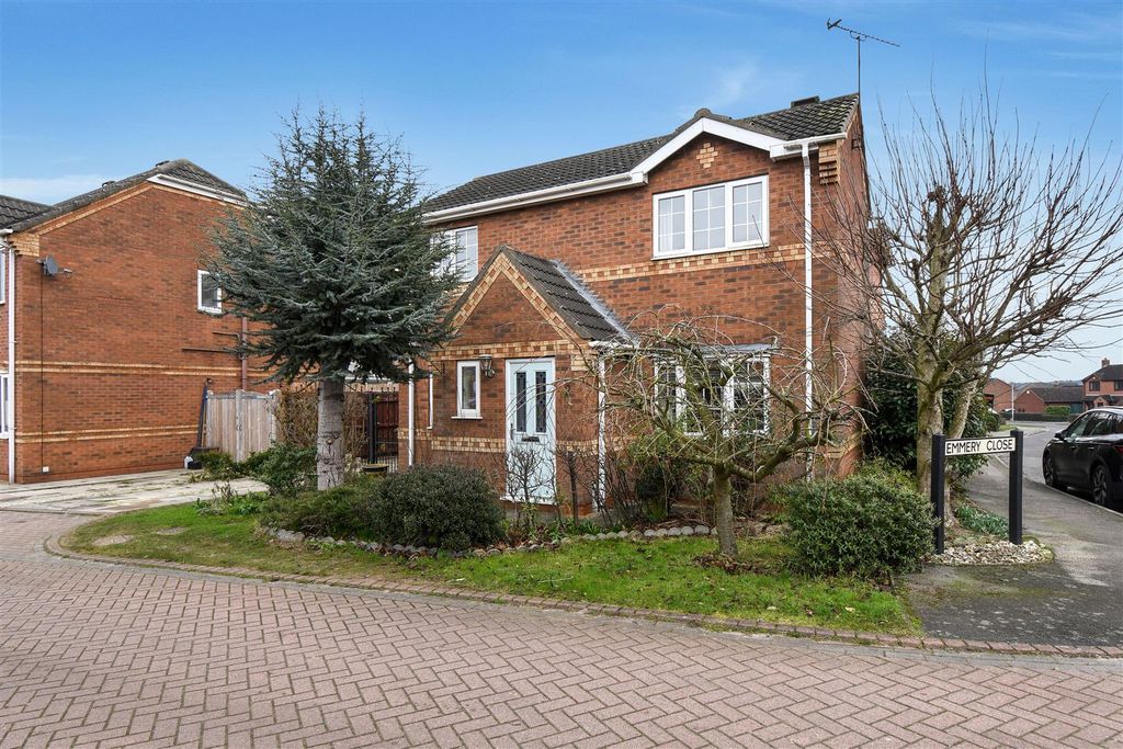 Property photo 1 of 26 Front