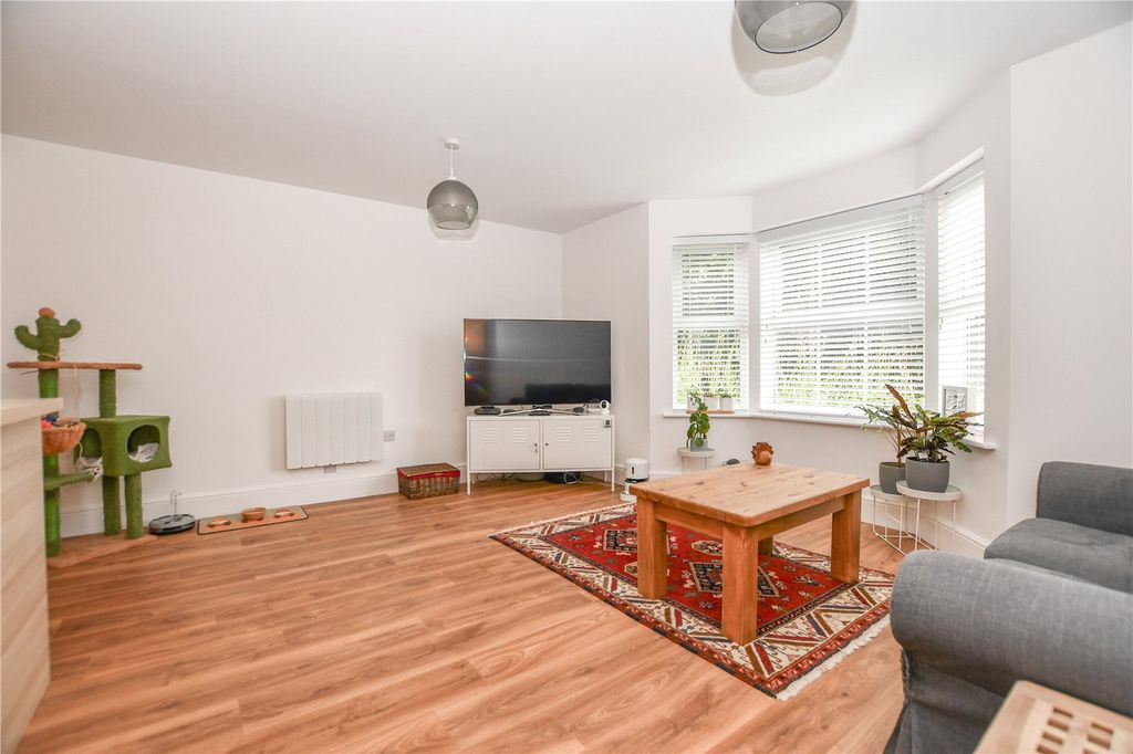 Property photo 2 of 9 Picture No. 04