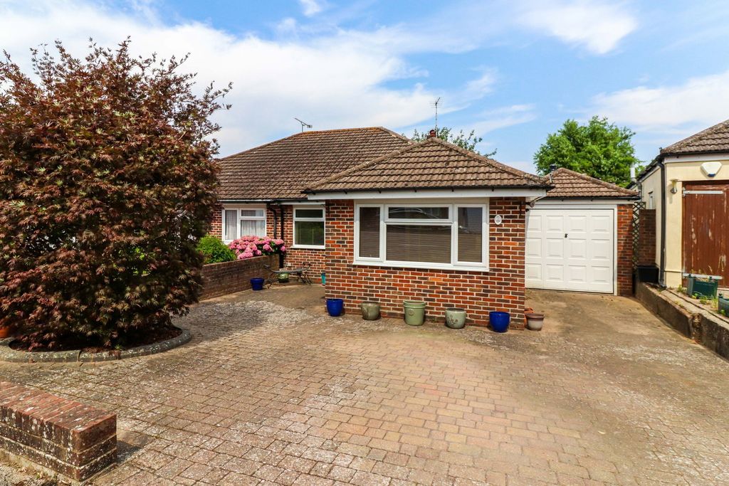 Property photo 1 of 22