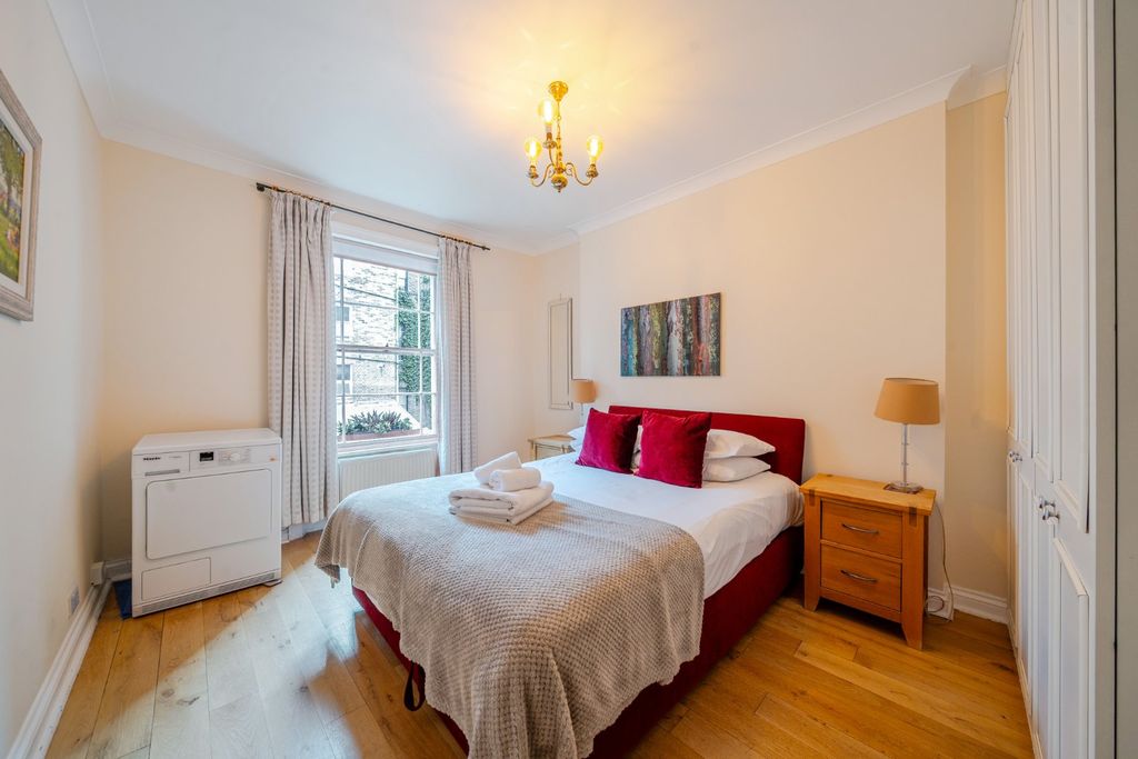 Property photo 2 of 11 Picture No. 07