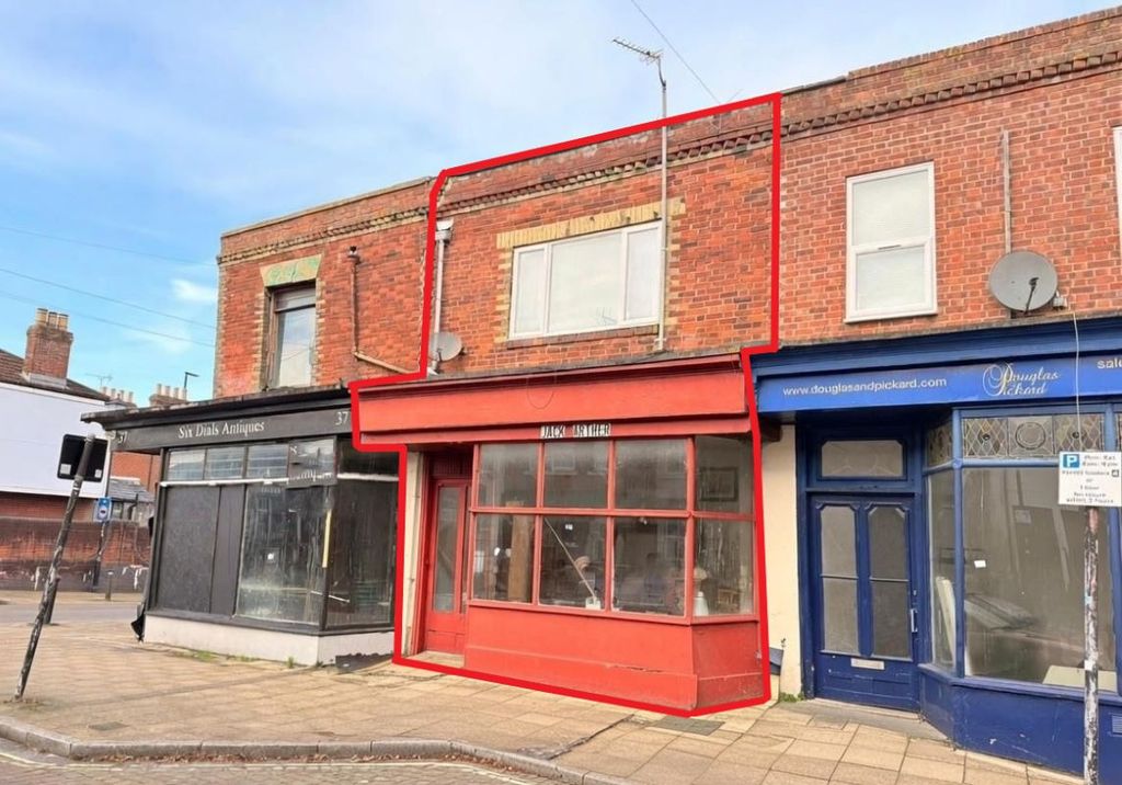 Property photo 1 of 3