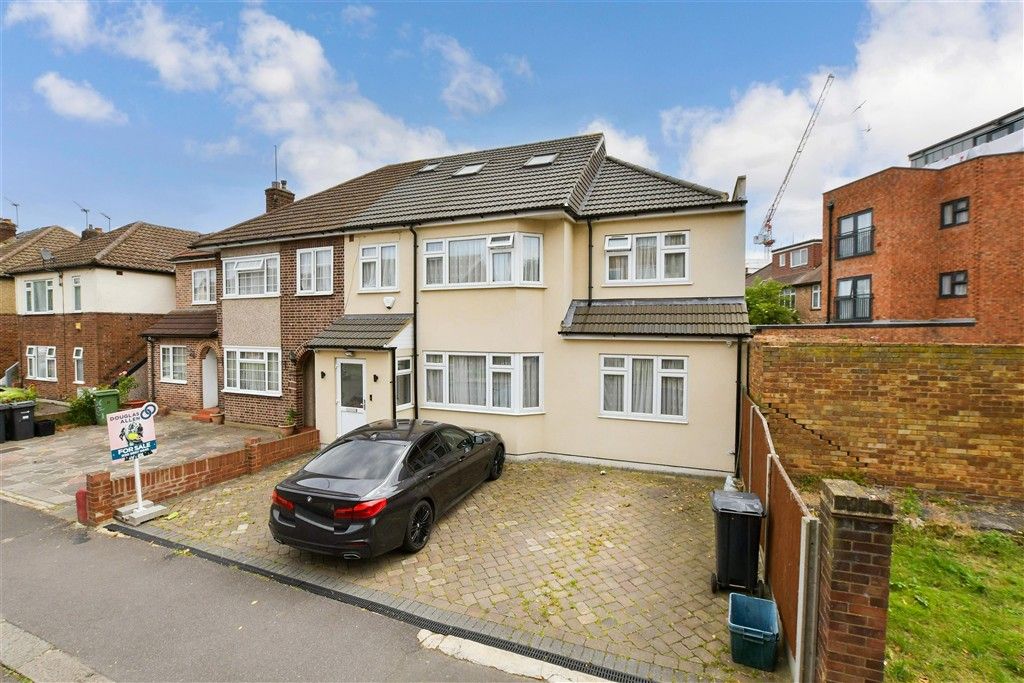 Property photo 3 of 14 External (Web) A